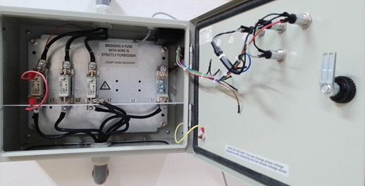 FC4-Fuse Panel Puzzle Annotated interior of the cabinet showing fuse holders, bridge wire, LEDs, relay, and wiring