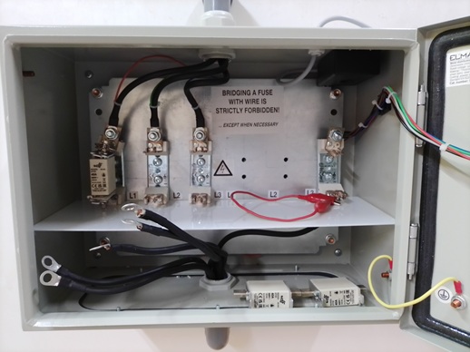 FC4-Fuse Panel Puzzle Inside at start