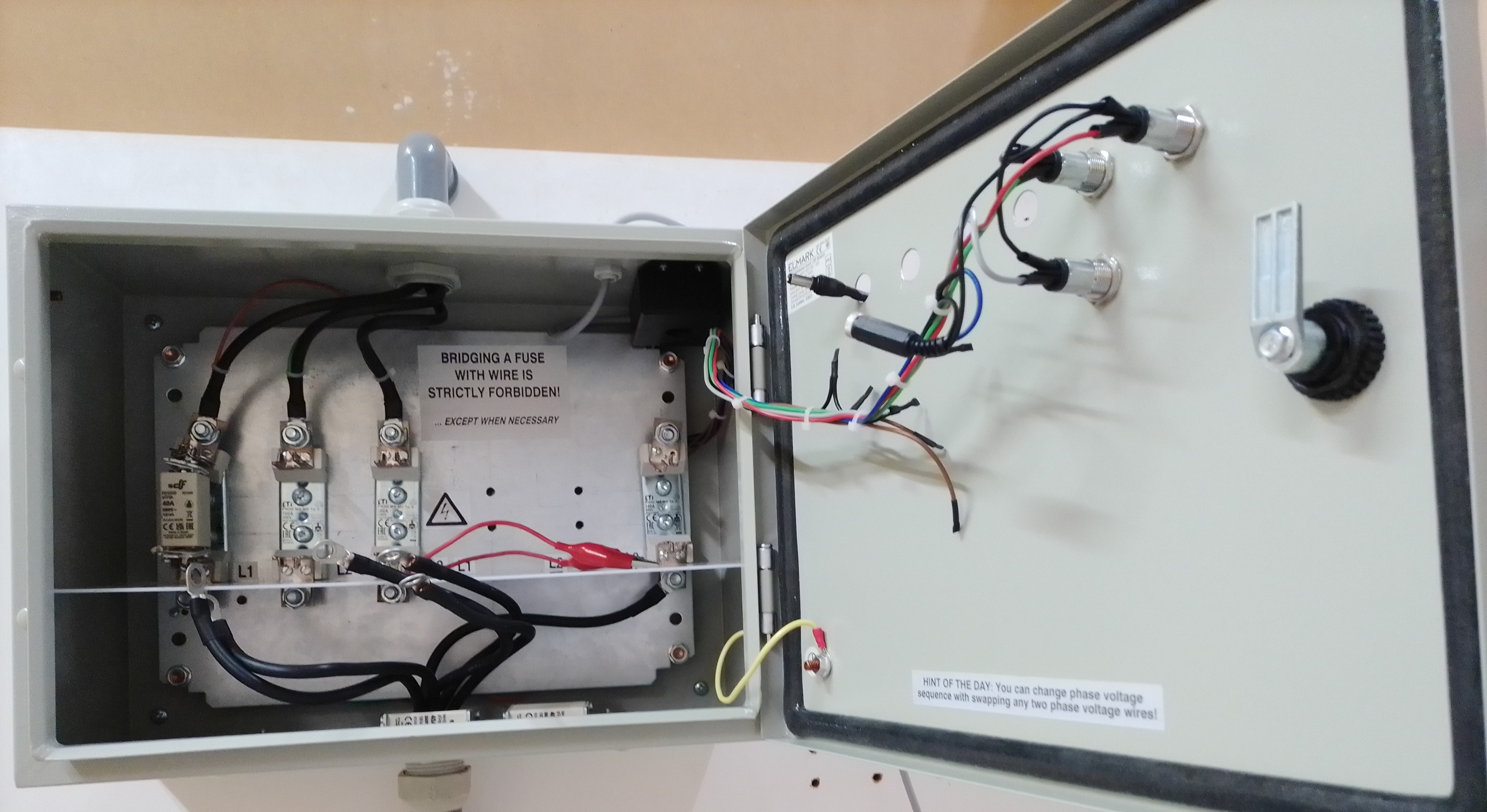FC4-Fuse Panel Puzzle Full cabinet open, fuse chamber and wiring panel