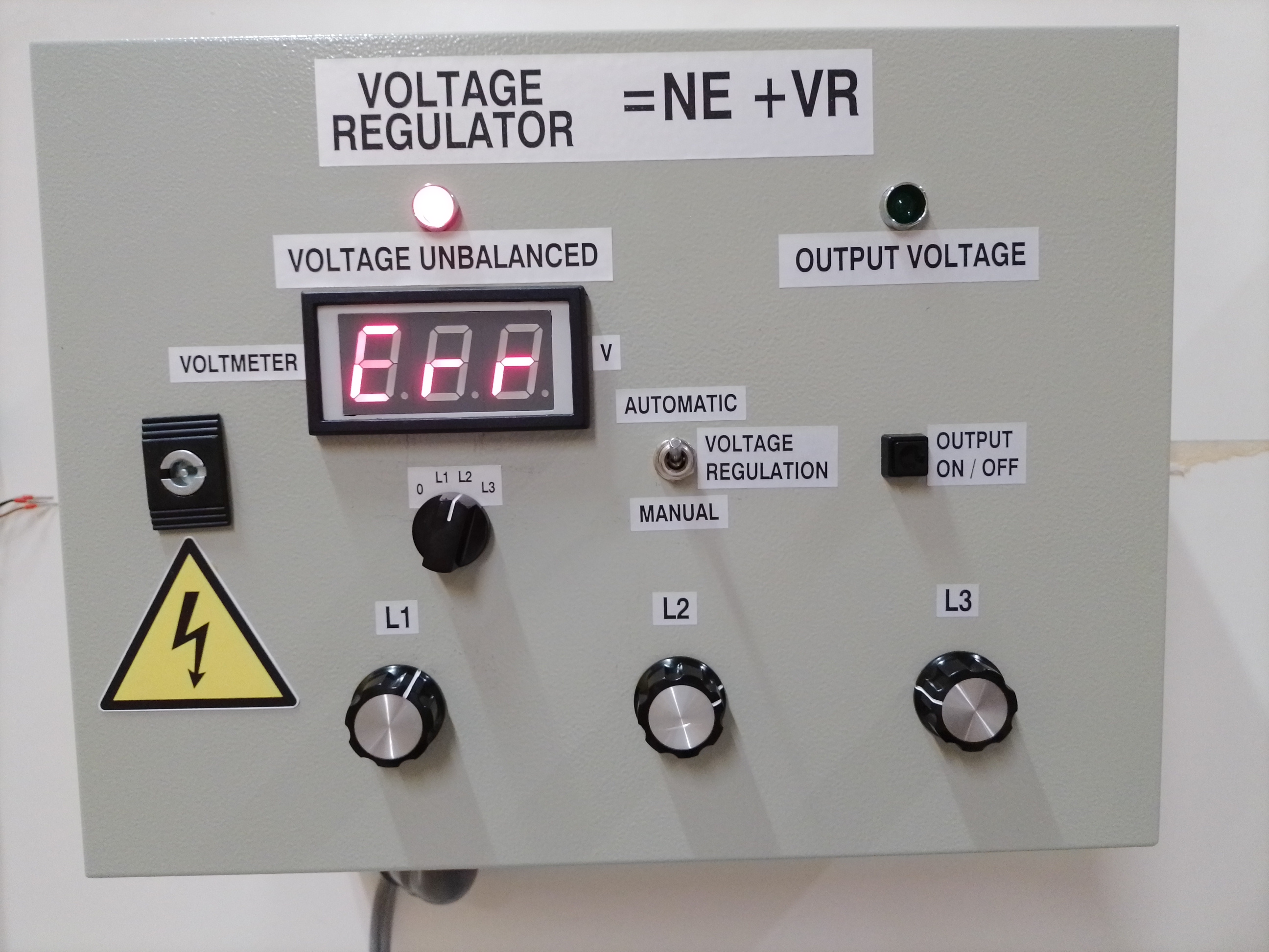 VR4-Voltage Regulator Puzzle Display with Error message
