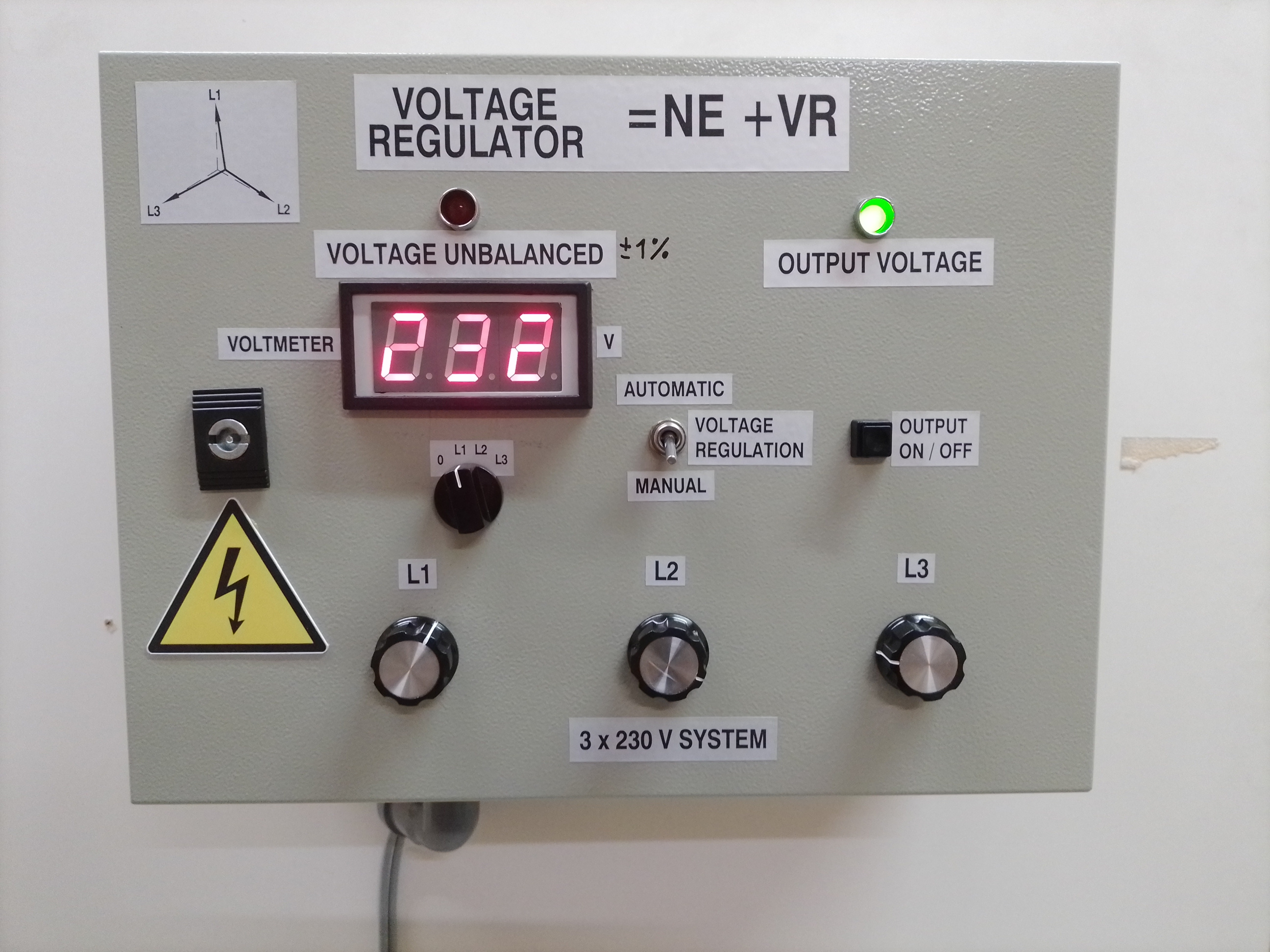 VR4-Voltage Regulator Puzzle Voltage Out LED is illuminated